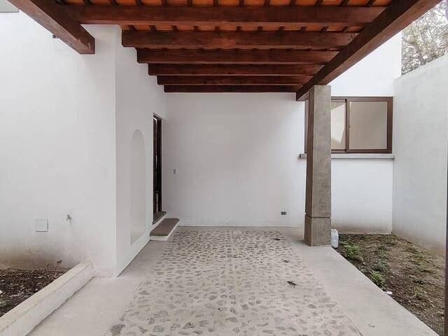 #2191 - Casa para Venta en Ciudad Vieja - Sacatepéquez - 2