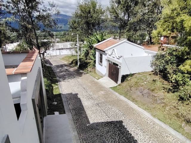 #2194 - Casa para Venta en Ciudad Vieja - Sacatepéquez