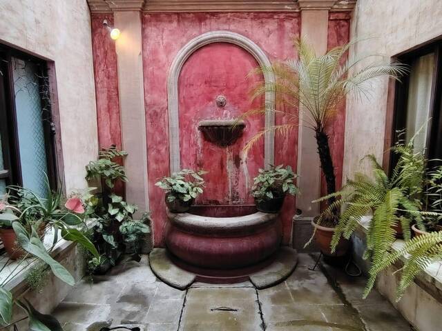 #2199 - Casa para Venta en La Antigua Guatemala - Sacatepéquez